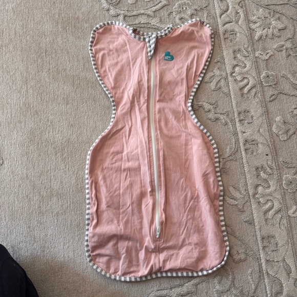 Love to Dream Swaddle Up Small Pink Sleep Sack 1.0 TOG - Picture 3 of 4